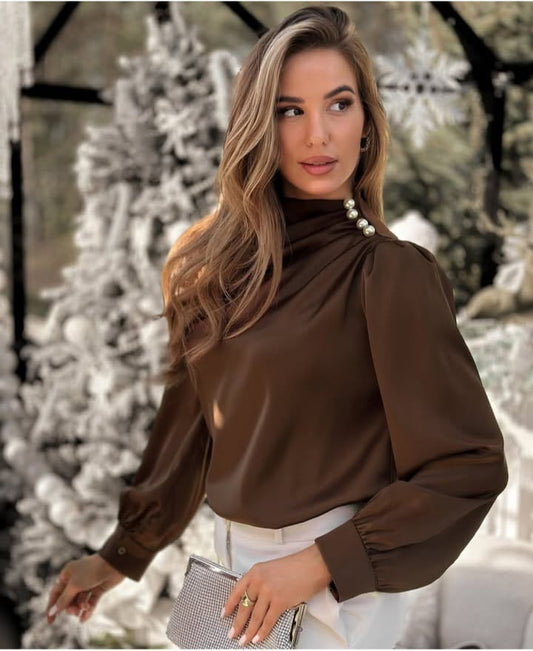 Camicia donna. Elegante e raffinata